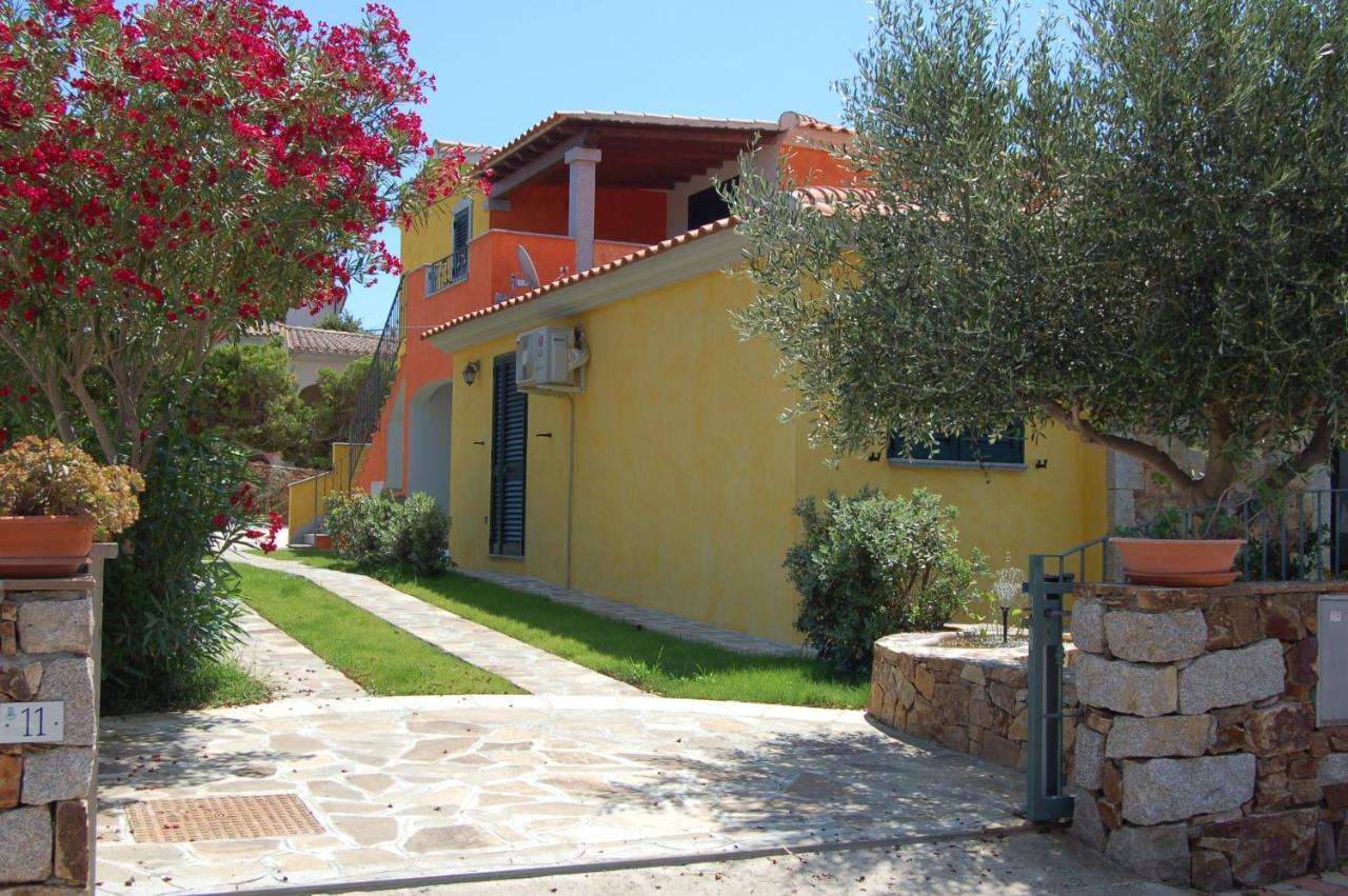 Apartmán Via Costantino Budoni Exteriér fotografie