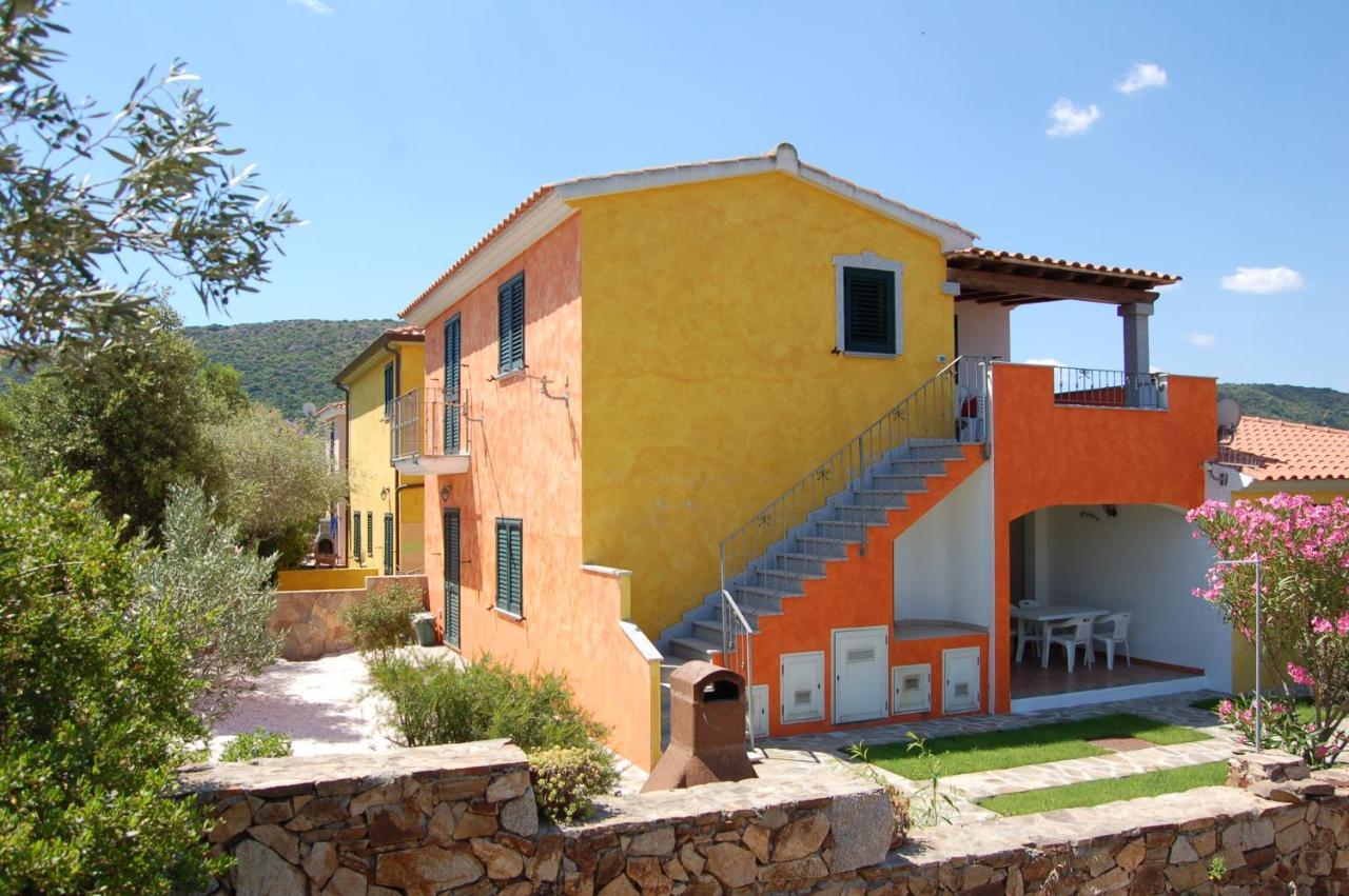 Apartmán Via Costantino Budoni Exteriér fotografie