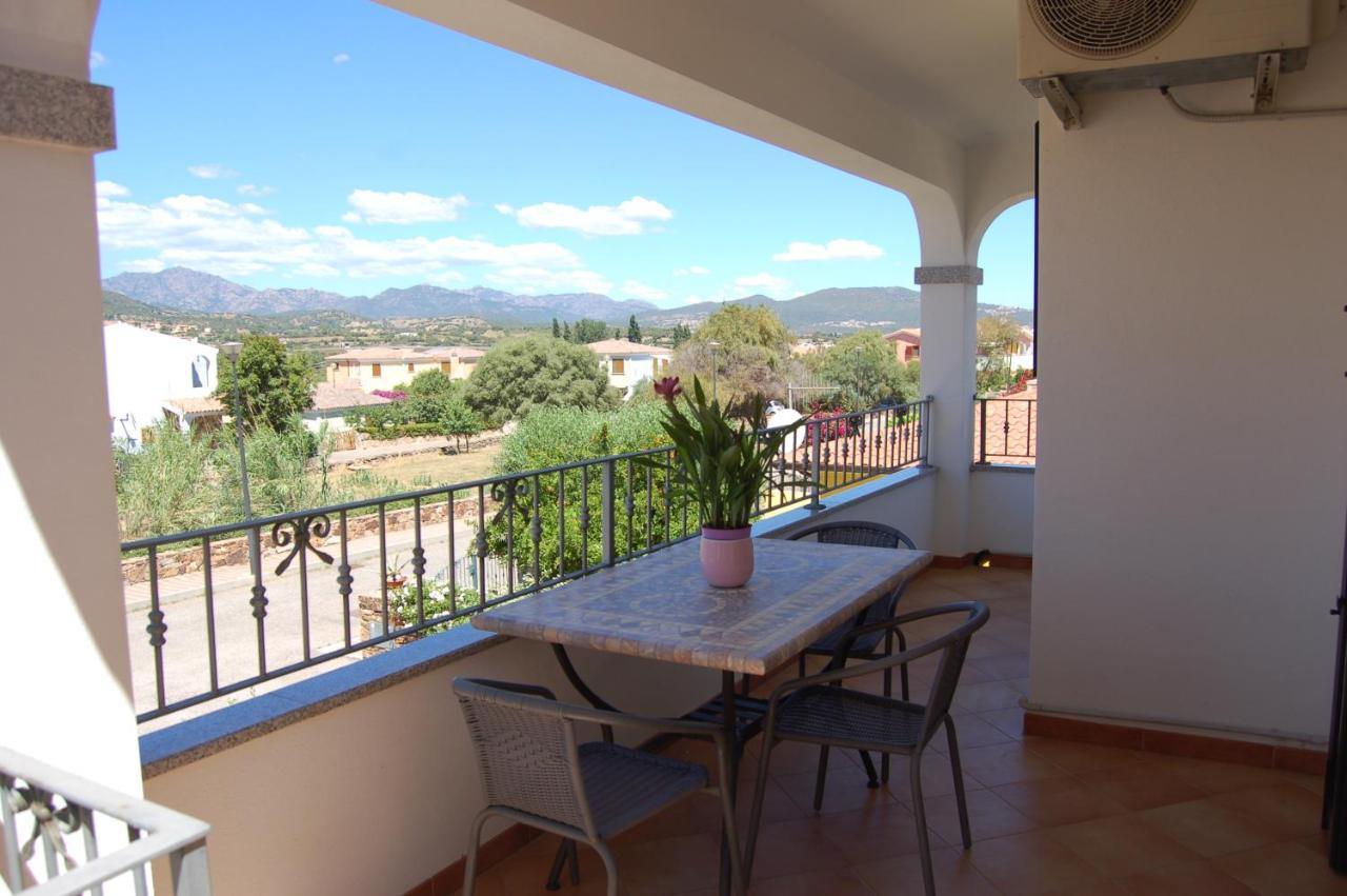 Apartmán Via Costantino Budoni Exteriér fotografie