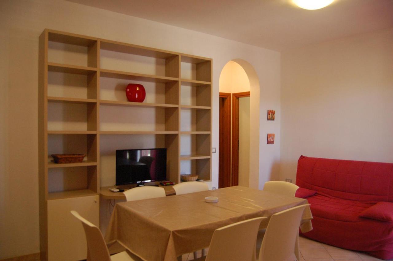 Apartmán Via Costantino Budoni Exteriér fotografie