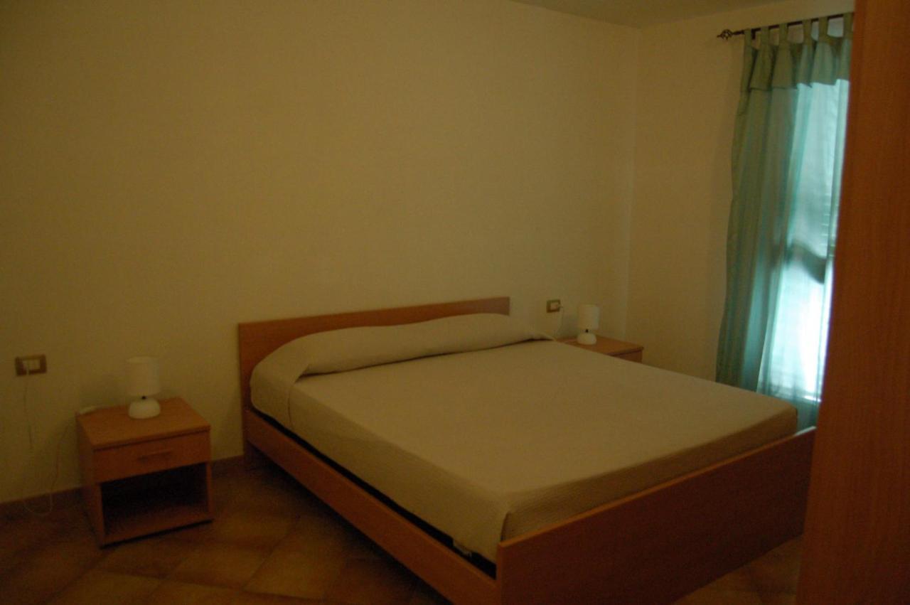 Apartmán Via Costantino Budoni Exteriér fotografie