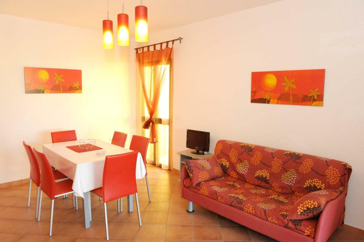 Apartmán Via Costantino Budoni Exteriér fotografie