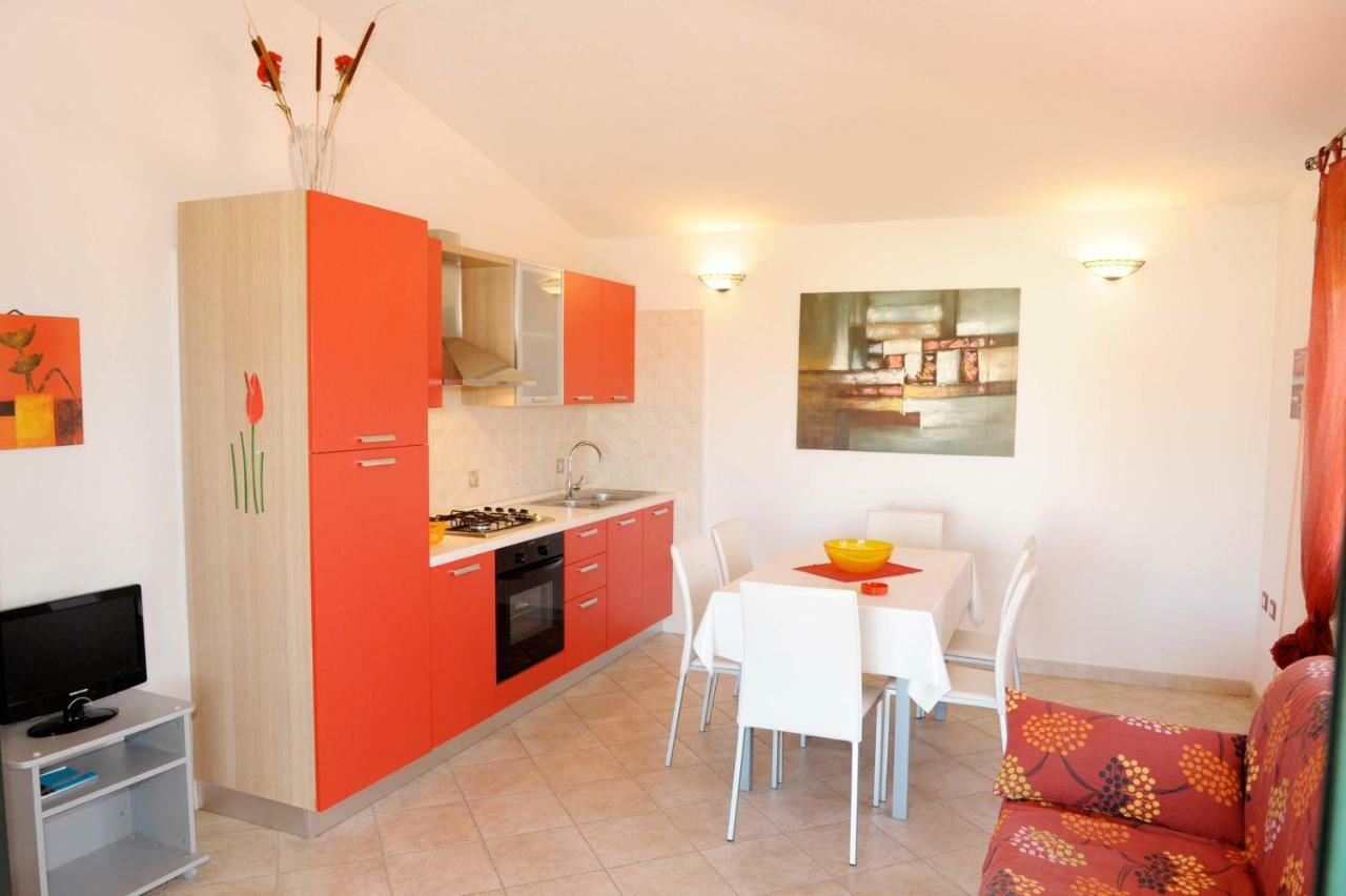 Apartmán Via Costantino Budoni Exteriér fotografie