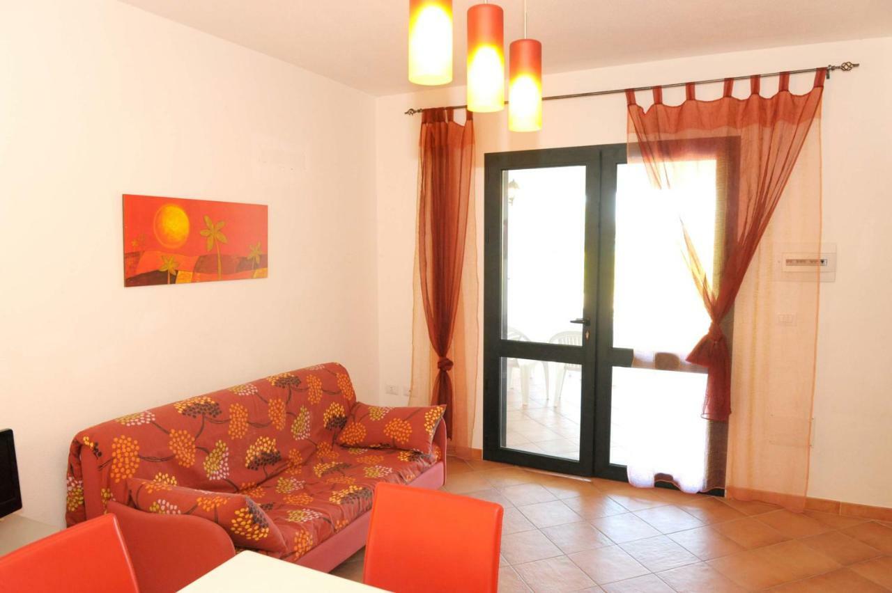 Apartmán Via Costantino Budoni Exteriér fotografie