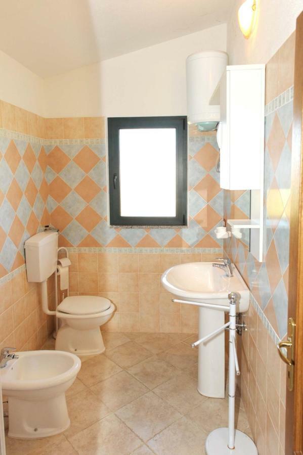 Apartmán Via Costantino Budoni Exteriér fotografie
