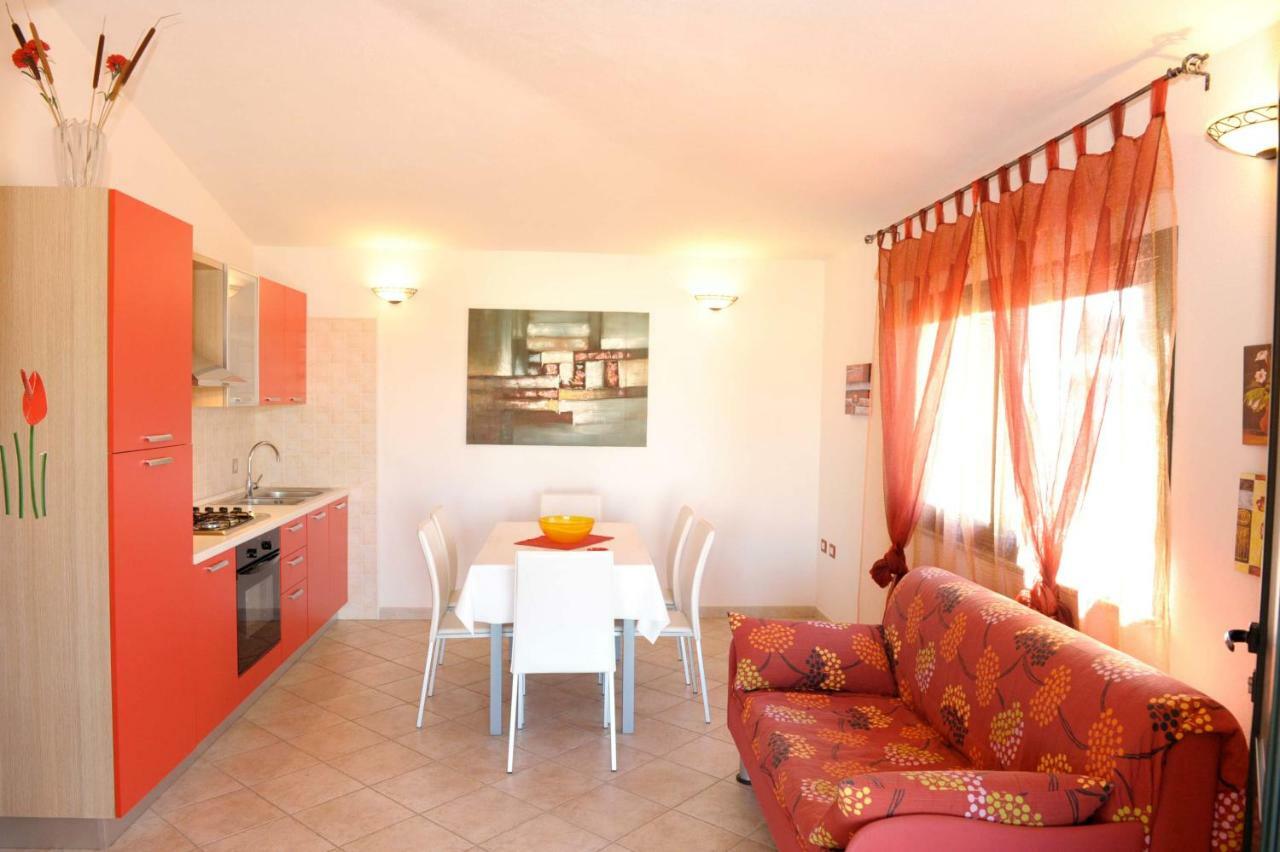 Apartmán Via Costantino Budoni Exteriér fotografie