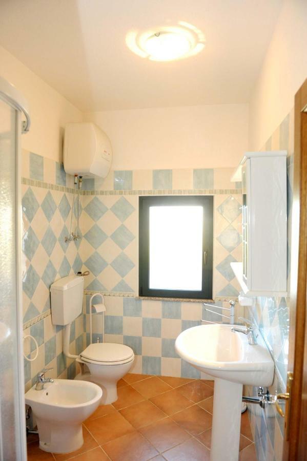 Apartmán Via Costantino Budoni Exteriér fotografie